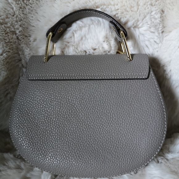 Lacattura Gray crossbody bag - Picture 4 of 12